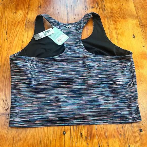 NWT DSG Women's Momentum Cropped Tank Top XL Black Rainbow Athletic Gym Running‎ - Picture 9 of 12
